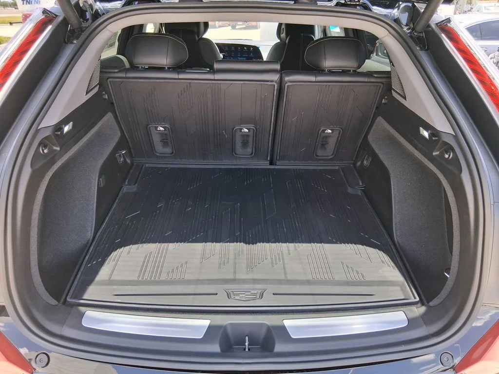 2026 Cadillac OPTIQ Sport - Photo 6