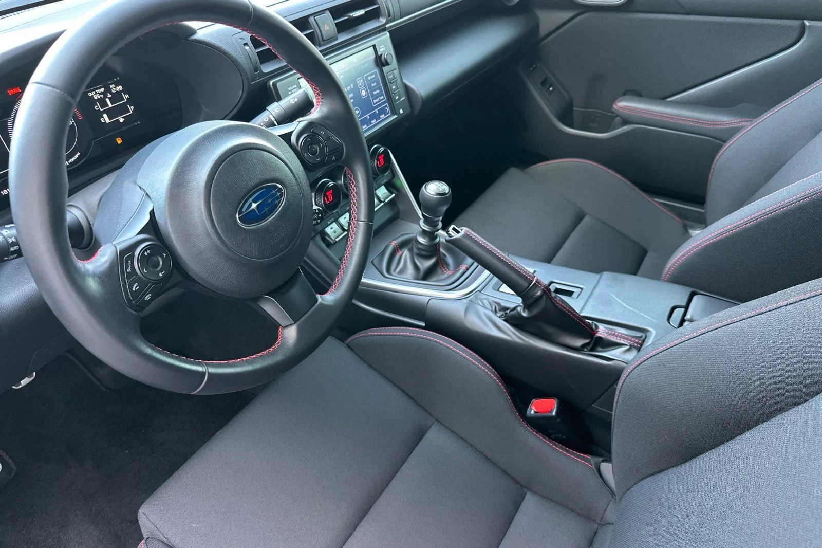 Used 2023 Blue Subaru Premium image 17