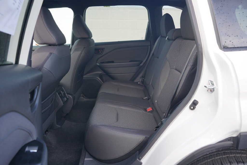 New 2026 CRYSTAL WHITE PEARL Subaru Premium Hybrid image 32