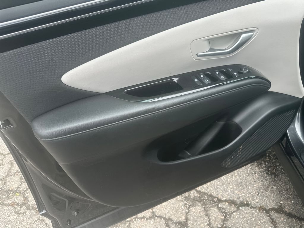 Used 2023 Gray Hyundai Limited image 8