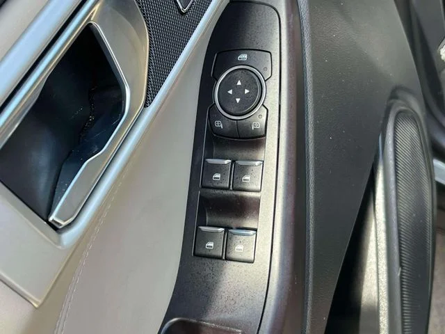 Certified Used 2020 Magnetic Ford XLT image 28