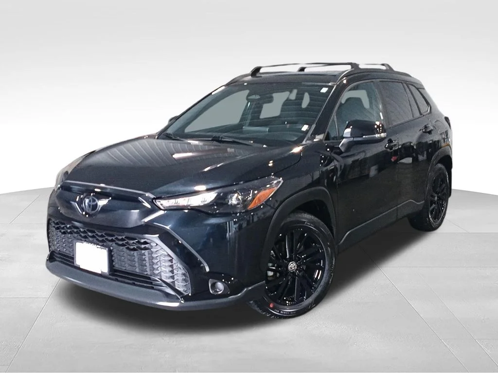 Used 2025 Black Toyota Hybrid Nightshade image 5
