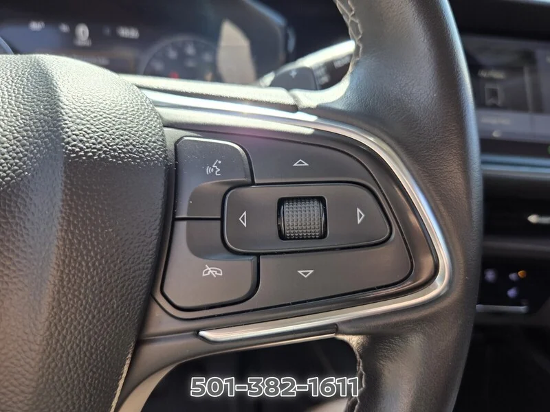 Used 2021 Cinnabar Metallic BUICK FWD 4DR ESSENCE image 27