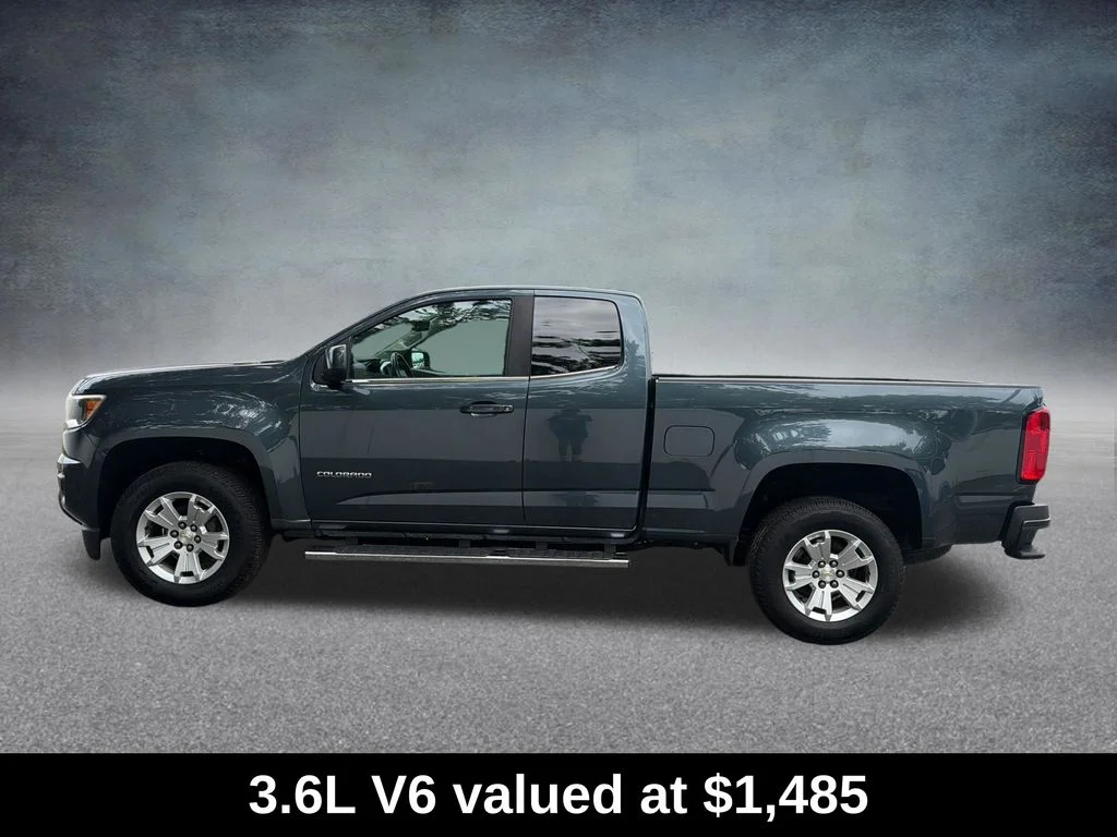 Used 2020 Shadow Gray Metallic Chevrolet LT image 2