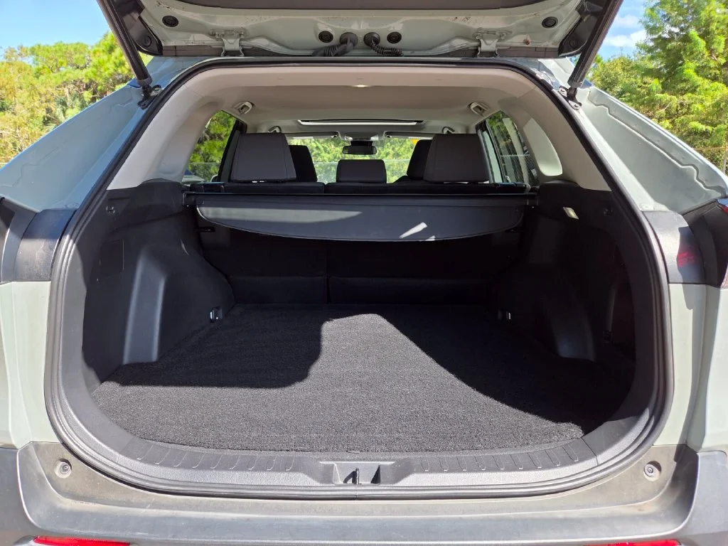 Used 2022 Gray Toyota XLE image 19