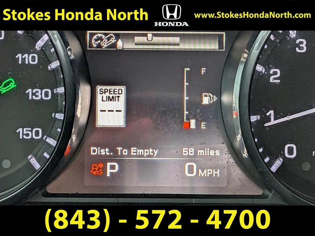 Used 2015  Land Rover HSE image 6