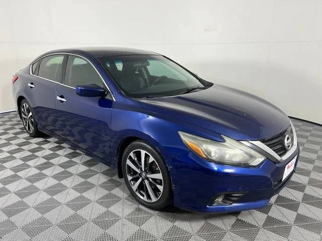 2016 Nissan Altima 2.5 SR