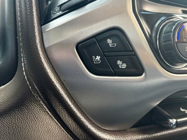 Used 2018 WHITE FROST TRICOAT GMC SLT image 24
