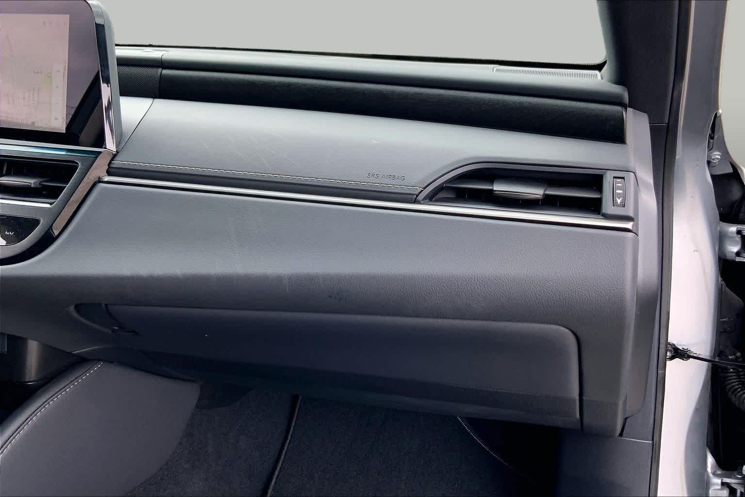 Used 2024 Iridium Lexus  image 18