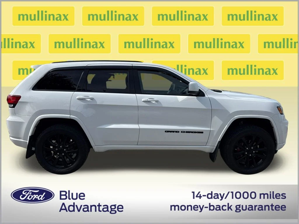 Certified 2018 Jeep Grand Cherokee Altitude with VIN 1C4RJEAGXJC168158 for sale in Lake Park, FL