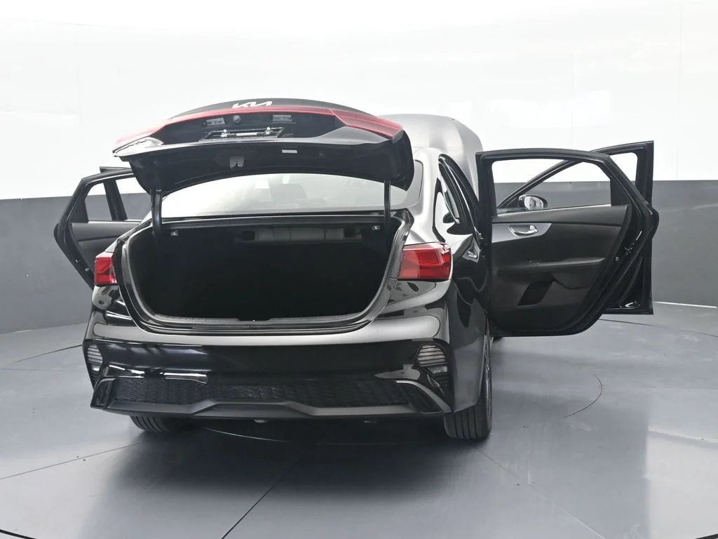Used 2023 Aurora Black Pearl Kia LXS image 69