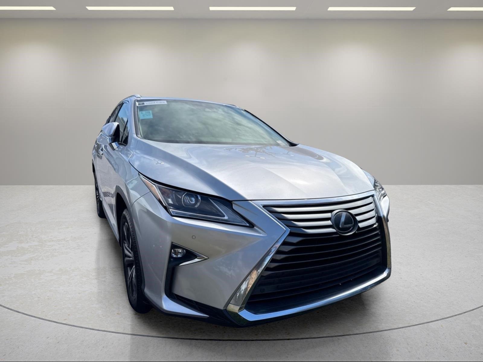 Used 2019 Silver Lining Metallic Lexus RX 350L Premium image 23
