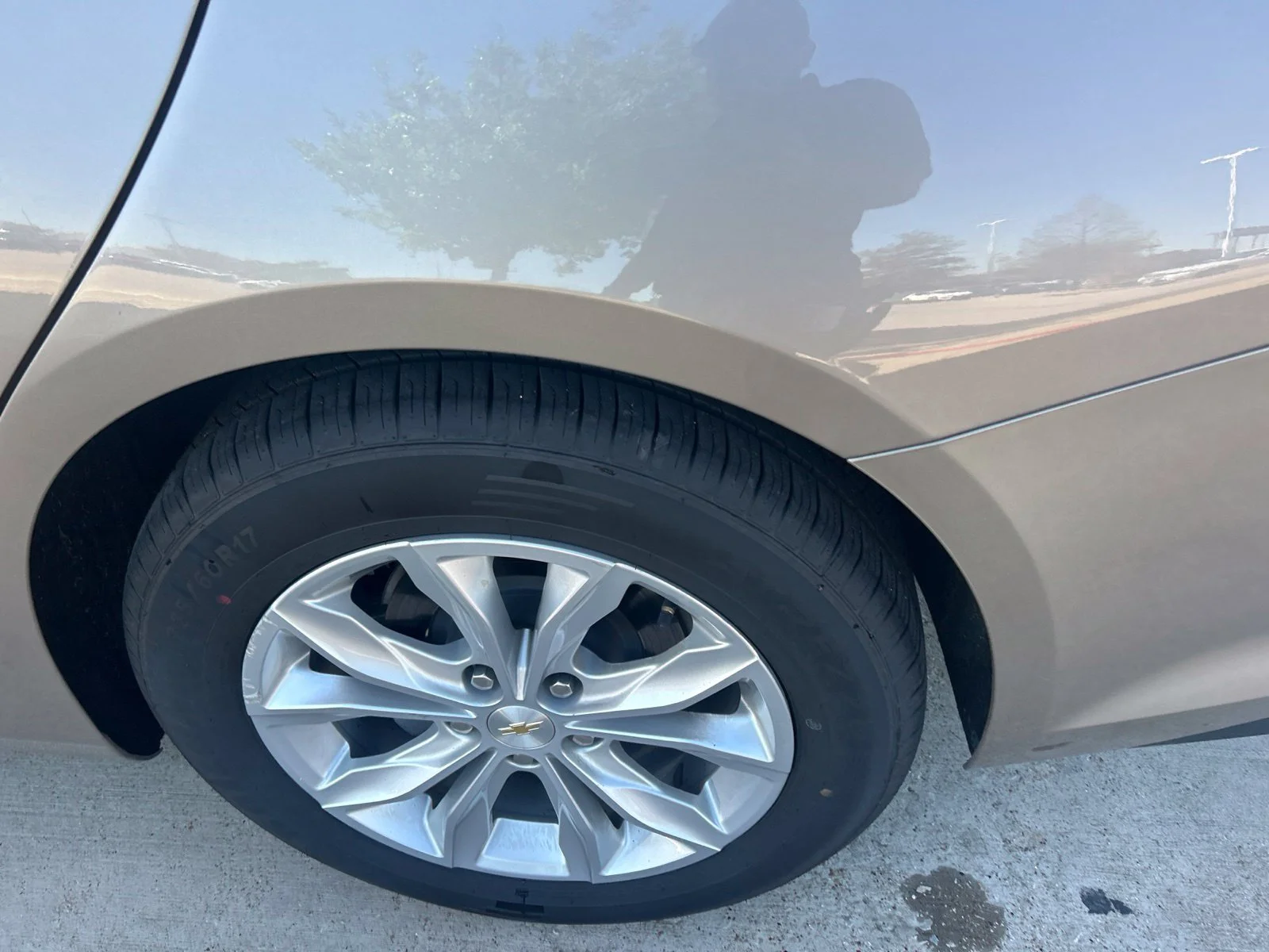Used 2024 Gray Chevrolet LT image 16