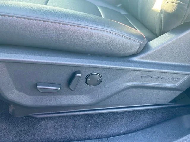 New 2026 Avalanche Ford Lariat® image 14