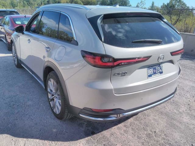 2024 Mazda CX-90