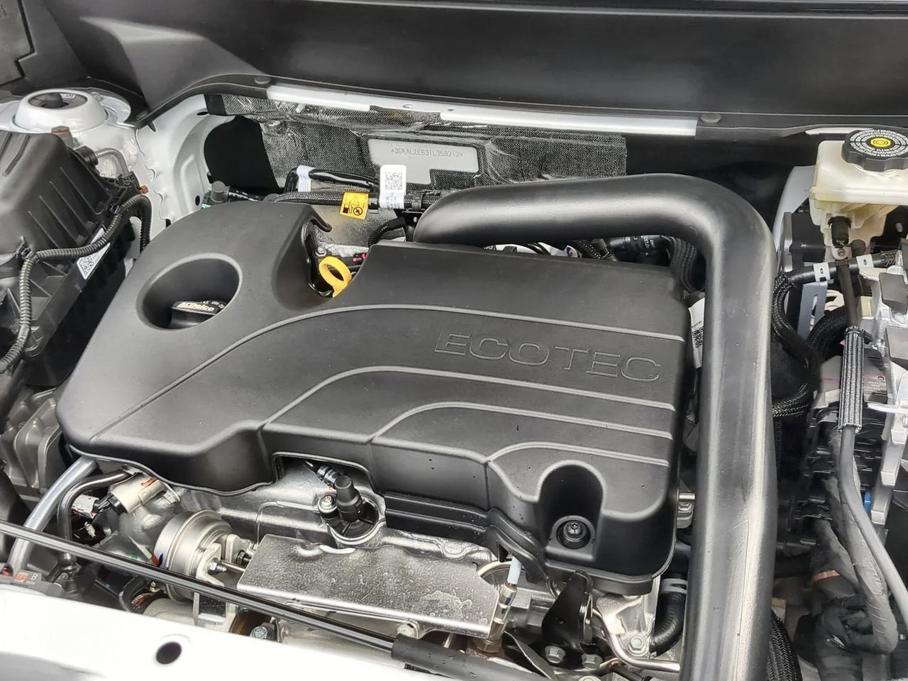 New 2026 Summit White GMC Denali image 29