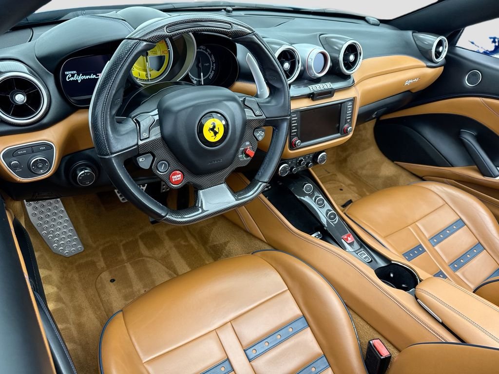 Used 2015 Blu California Ferrari T image 17