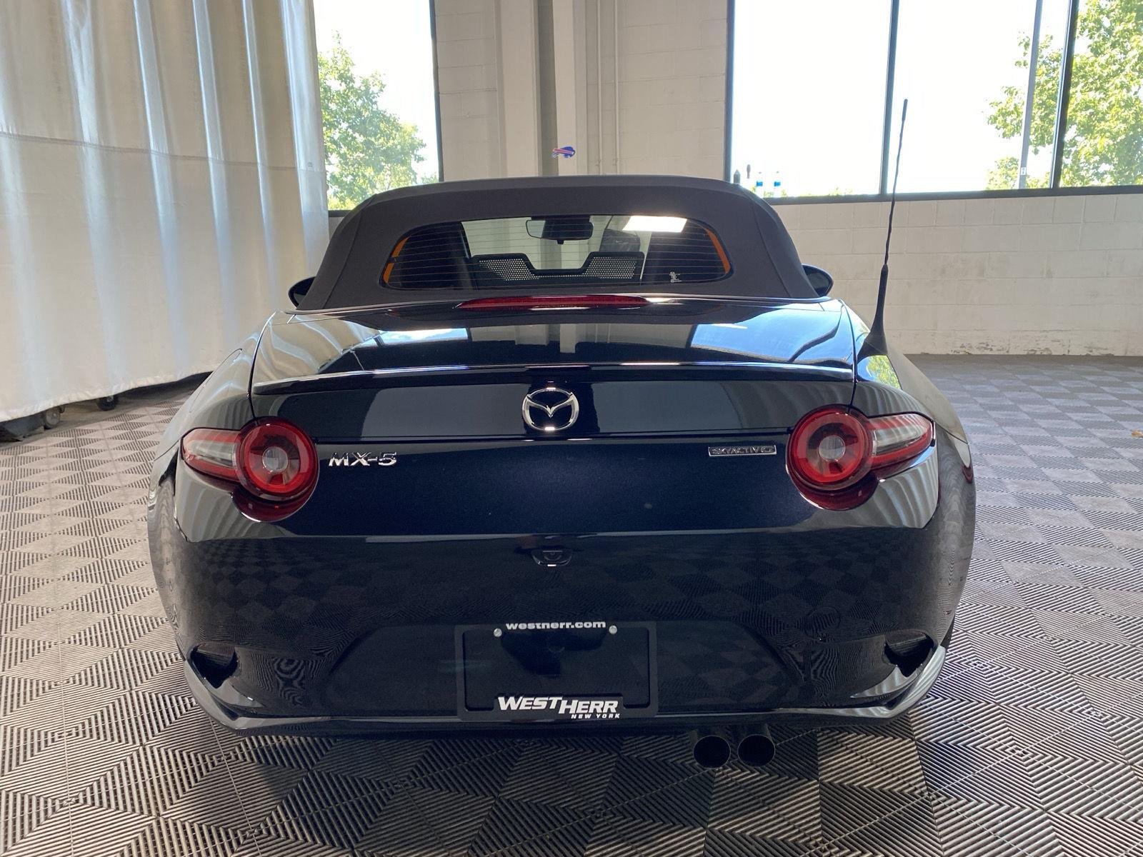Certified Used 2025 Jet Black Mica Mazda Sport image 6