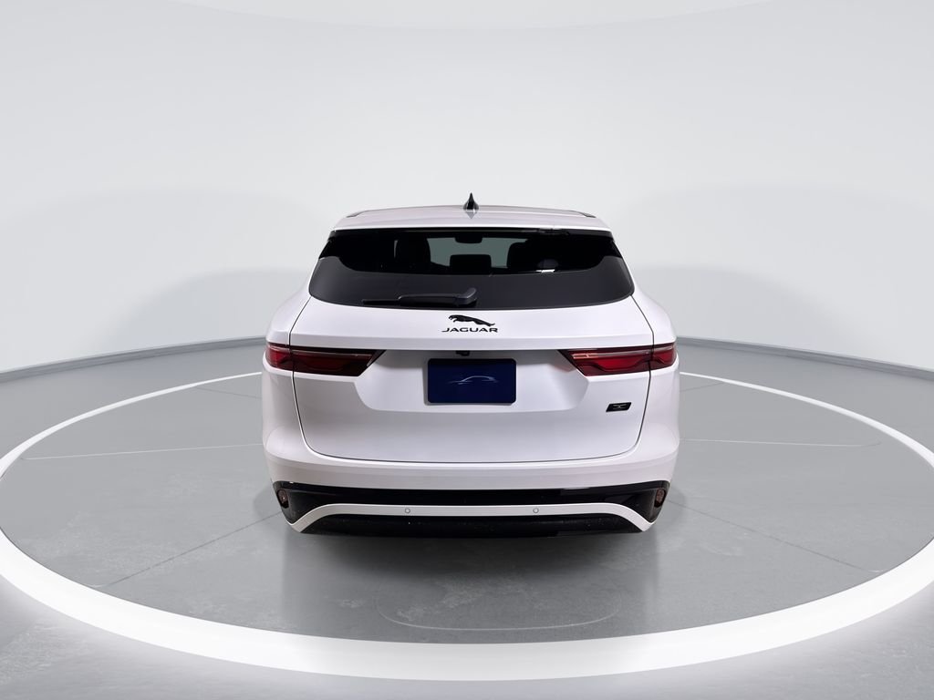 2026 Jaguar F-Pace R-Dynamic S - Photo 7