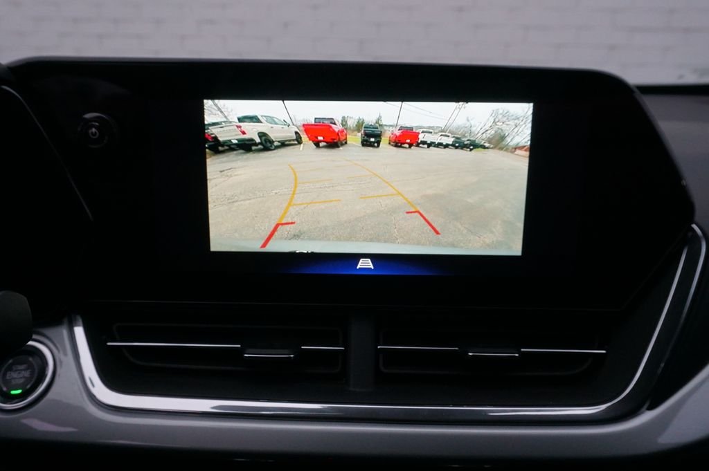 Used 2025 Gray Chevrolet LT image 18