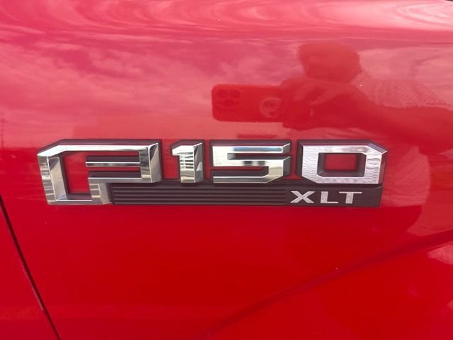 Used 2016 Red Ford XLT image 3