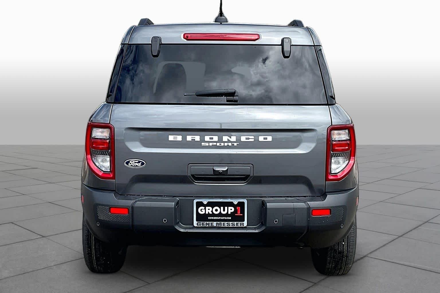 New 2026 Carbonized Gray Metallic Ford Big Bend image 4