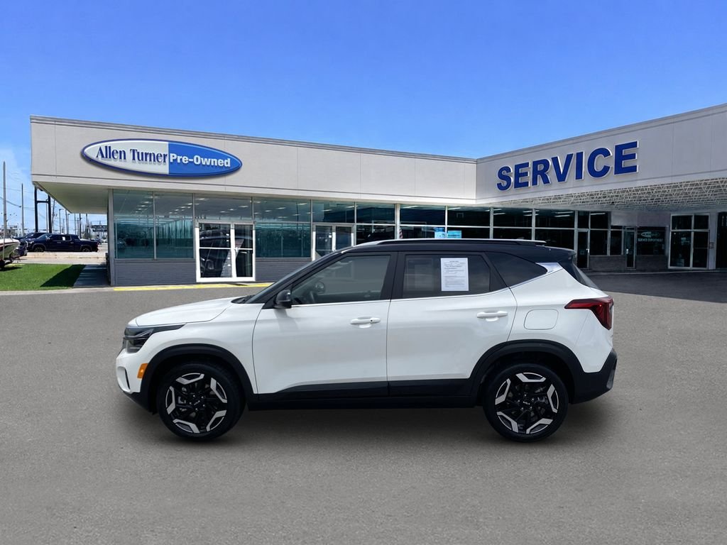 Used 2026 Clear White/Black Roof Kia SX image 5