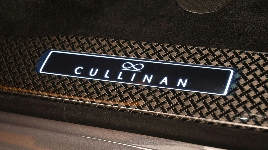 New 2026 Gray Rolls-Royce Black Badge image 9