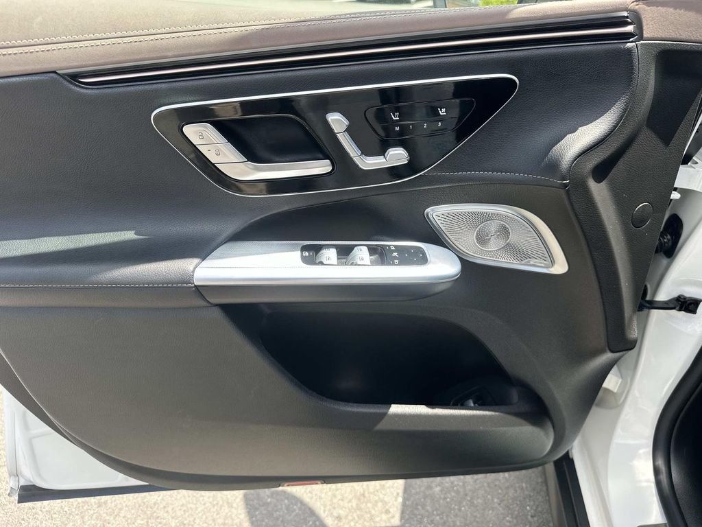 Certified Used 2023 Polar White Mercedes-Benz 350 SUV image 18