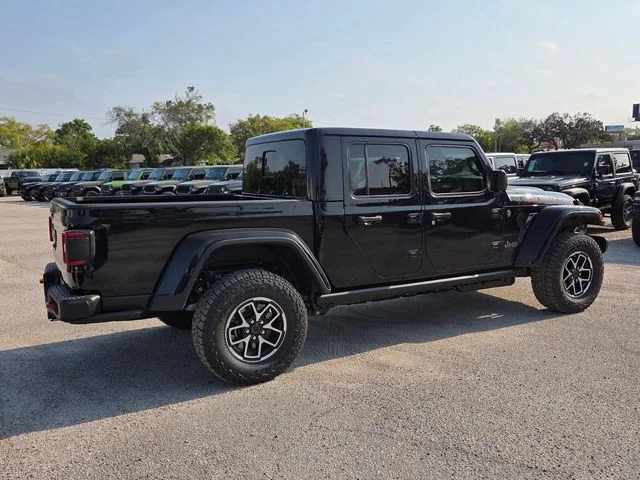 New 2026 Black Clear-Coat Exterior Paint Jeep Rubicon image 8
