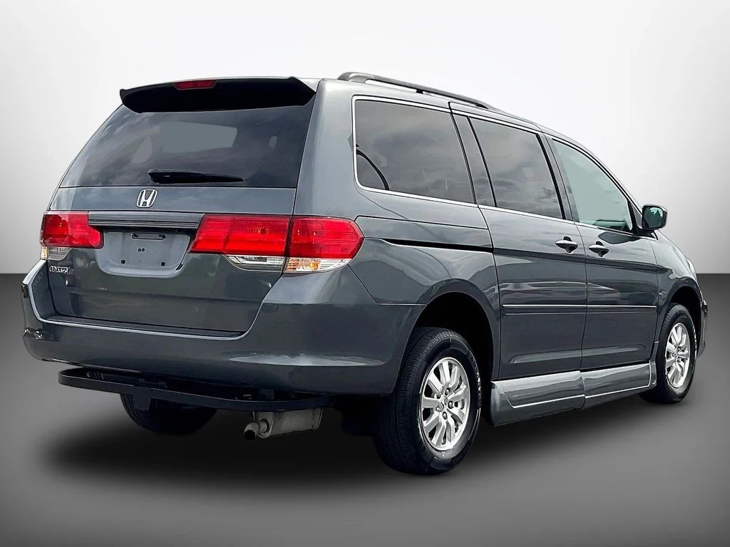 Used 2010 Polished Metal Metallic Honda EX-L image 6