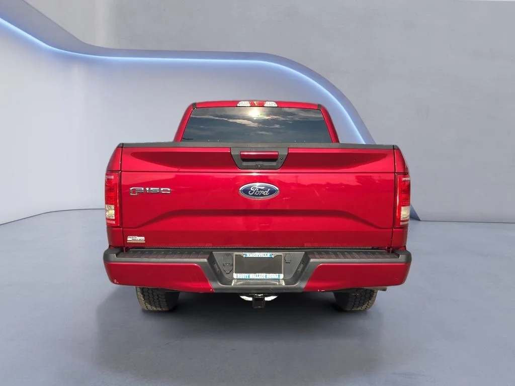 Used 2016 Ruby Red Metallic Tinted Clearcoat Ford XLT image 4