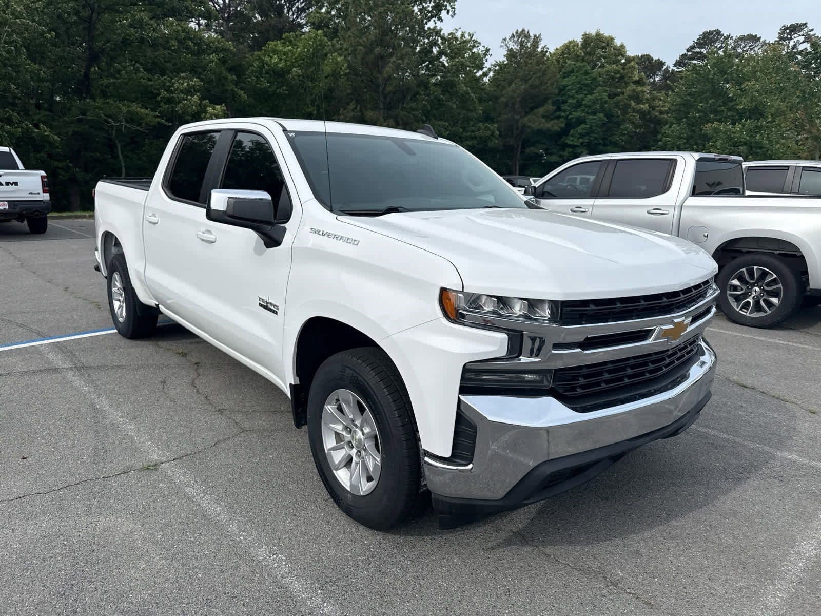 Used 2020 Summit White Chevrolet LT image 2