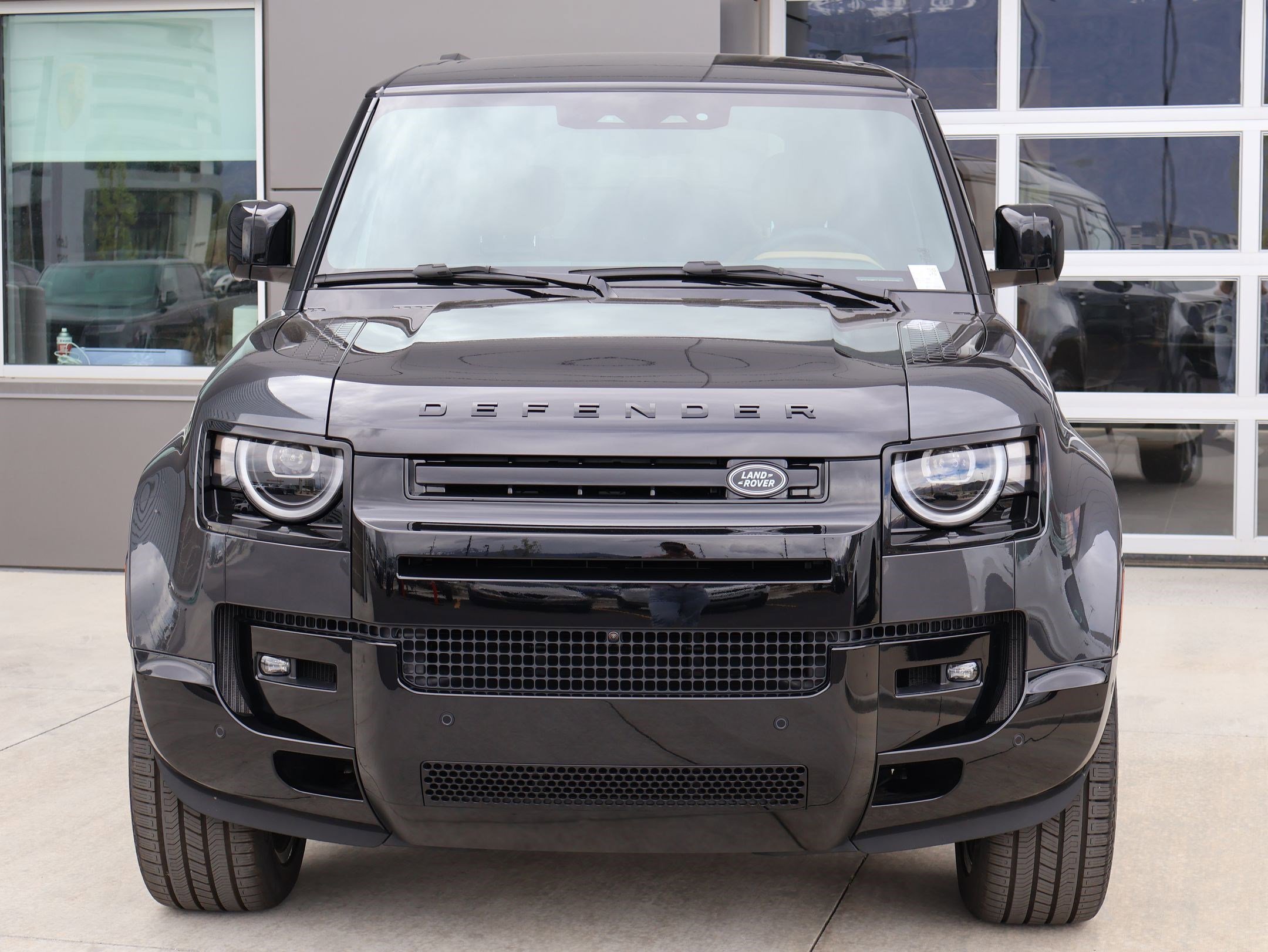 New 2026 Carpathian Grey LAND ROVER P400 X image 2