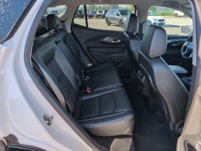 Used 2024 Summit White GMC SLT image 12