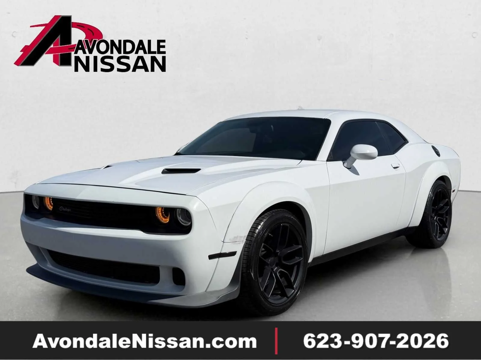 2019 Dodge Challenger SXT Auto's photo
