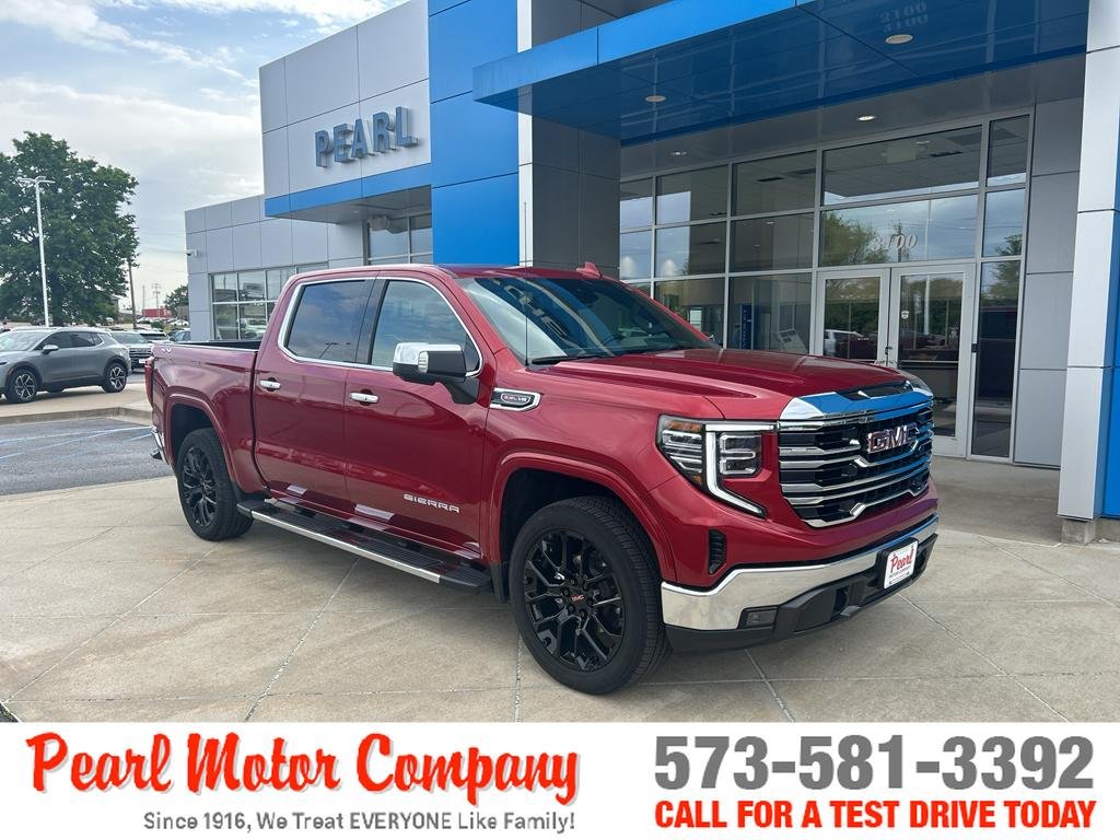 2025 GMC Sierra 4WD Crew Cab Standard Box SLT's photo