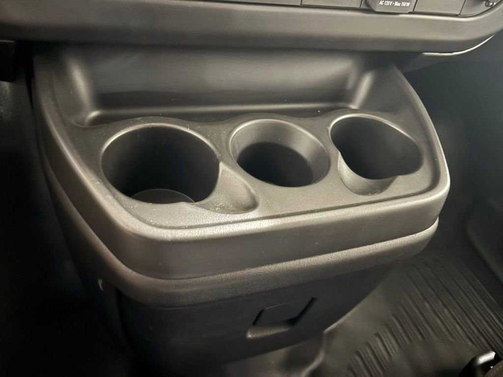 2025 Chevrolet Express Cargo Work Van - Photo 34