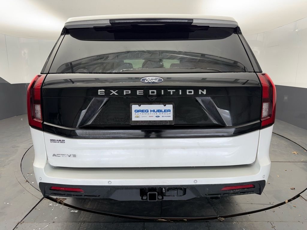 New 2026 Star White Metallic Tri-Coat Ford Active image 11