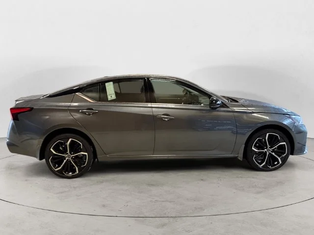 New 2026 Gray Nissan 2.5 SR image 6