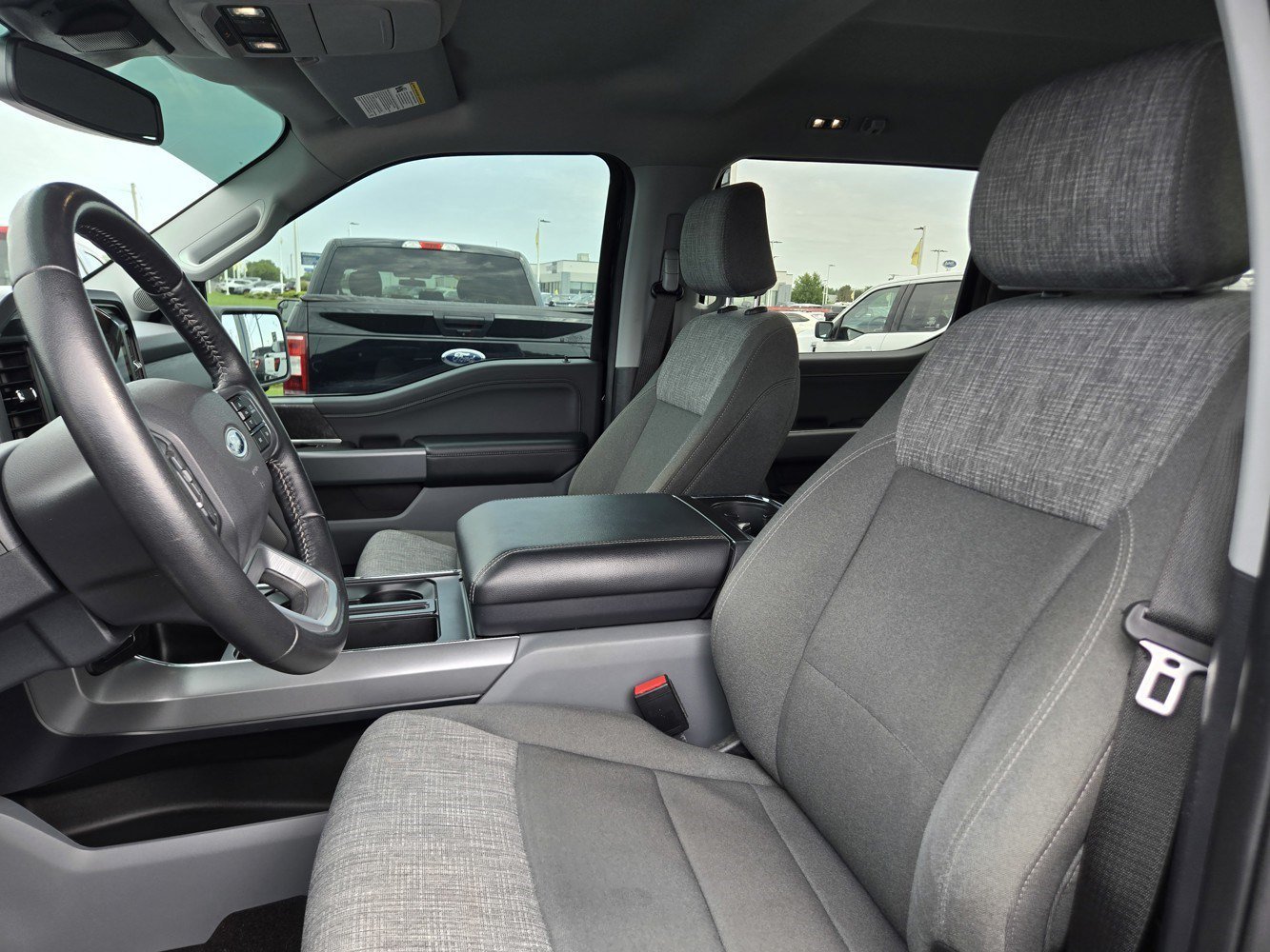 Used 2022 Antimatter Blue Metallic Ford XLT image 24