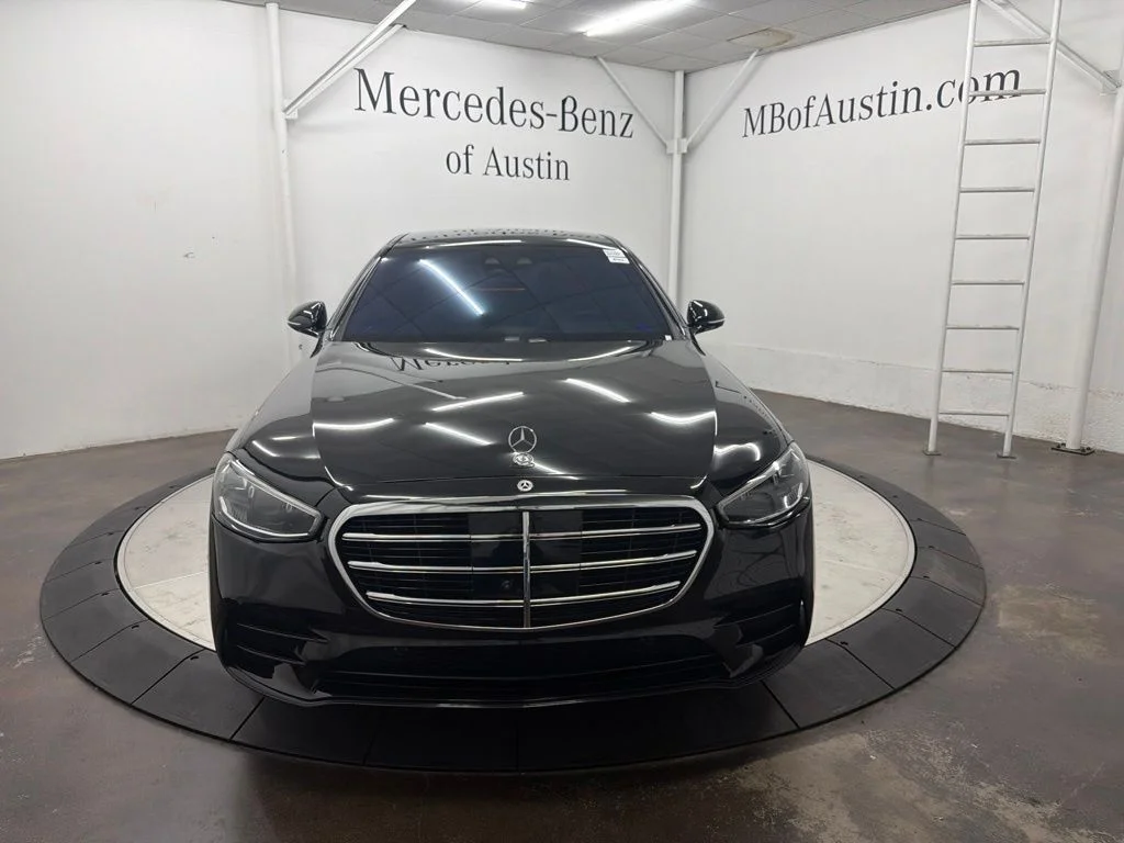 Certified Used 2022 Black Mercedes-Benz S 580 image 2