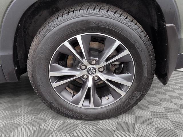 Certified Used 2019 ALUMINA JADE METAL Toyota  image 23