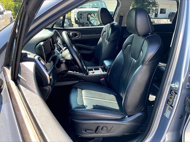 Used 2023 Silver Kia X-Line S image 21