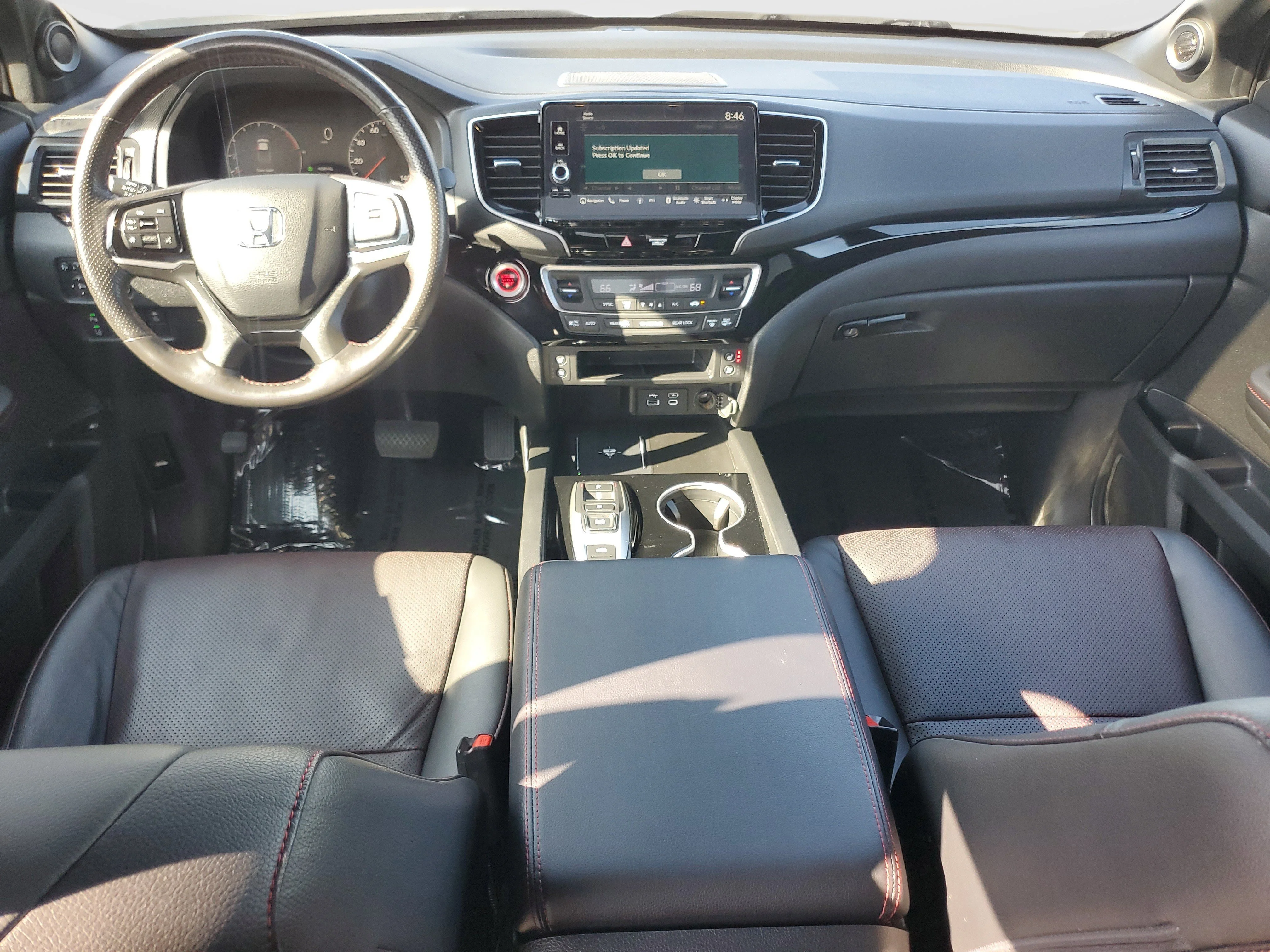 Certified Used 2025  Honda Black Edition image 18