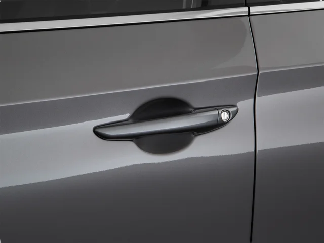 Used 2018 Gray Hyundai Sport image 51