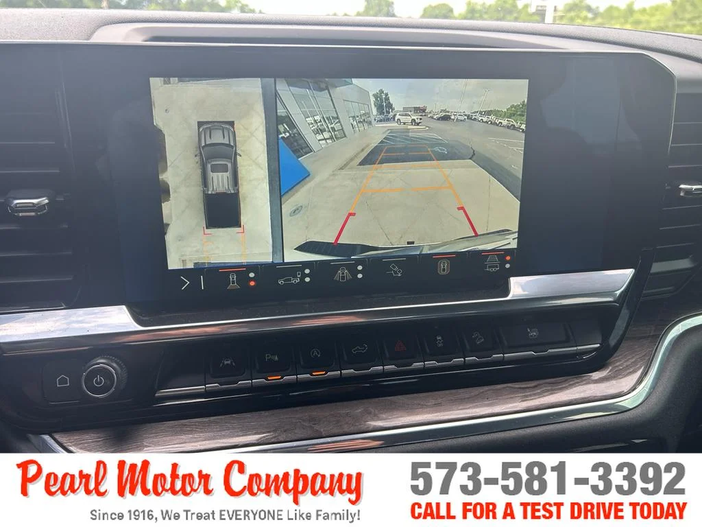 Used 2024 Summit White Chevrolet LTZ image 18