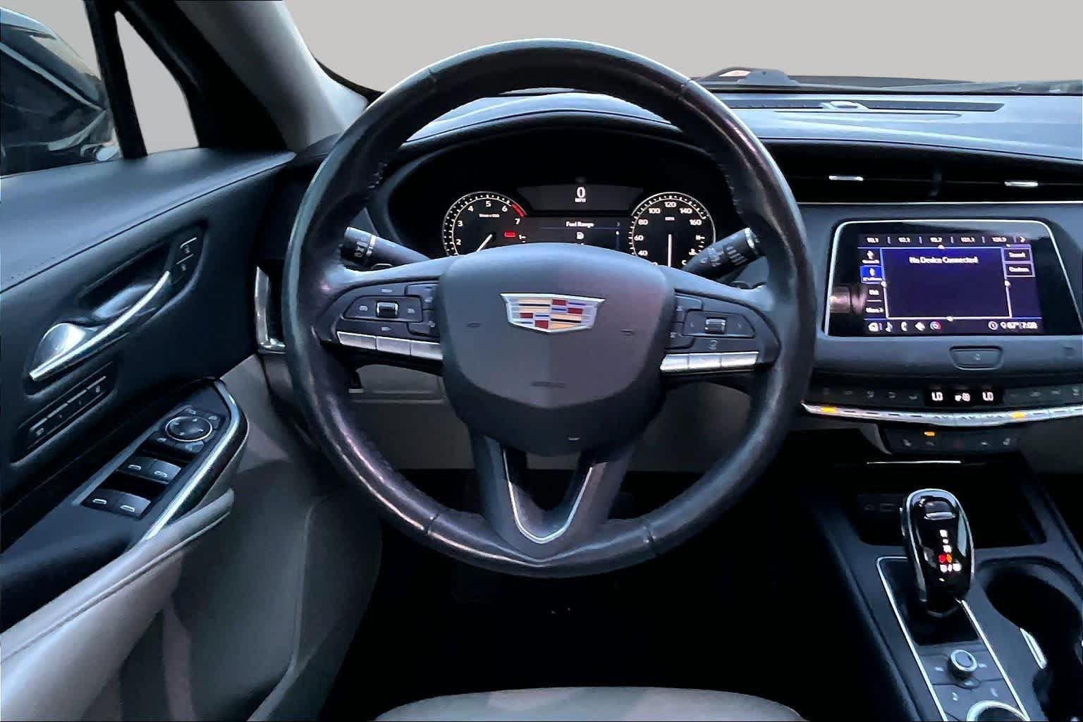 Used 2020 Stellar Black Metallic Cadillac FWD Premium Luxury image 6