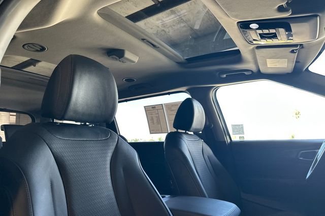 Used 2026 White Kia SX Prestige image 16