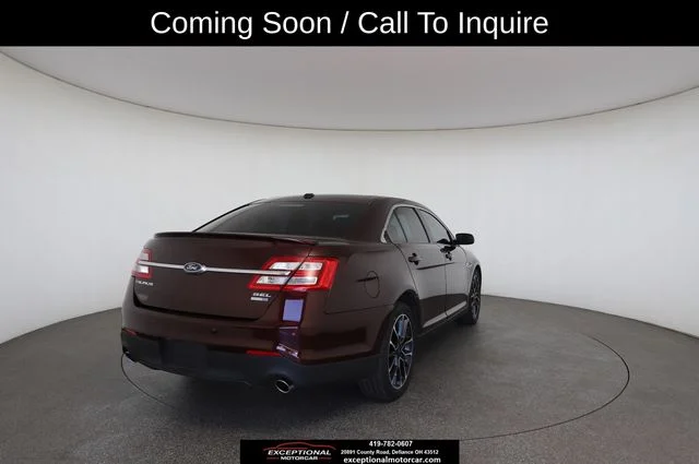 Used 2018 Red Ford SEL image 28